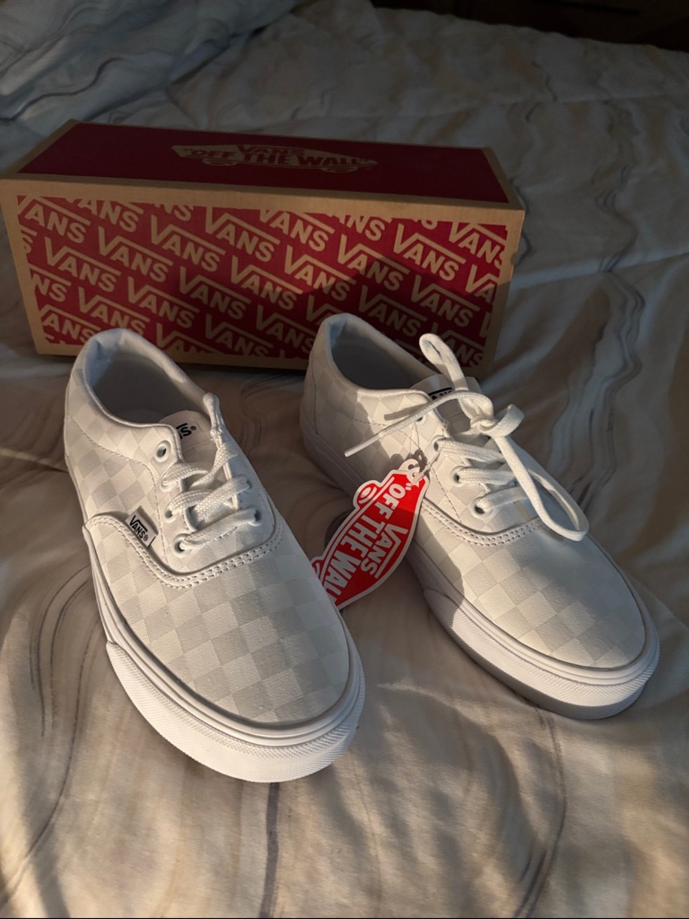 Vans Checkerboard Canvas Lace-Up Sneakers in White NWT